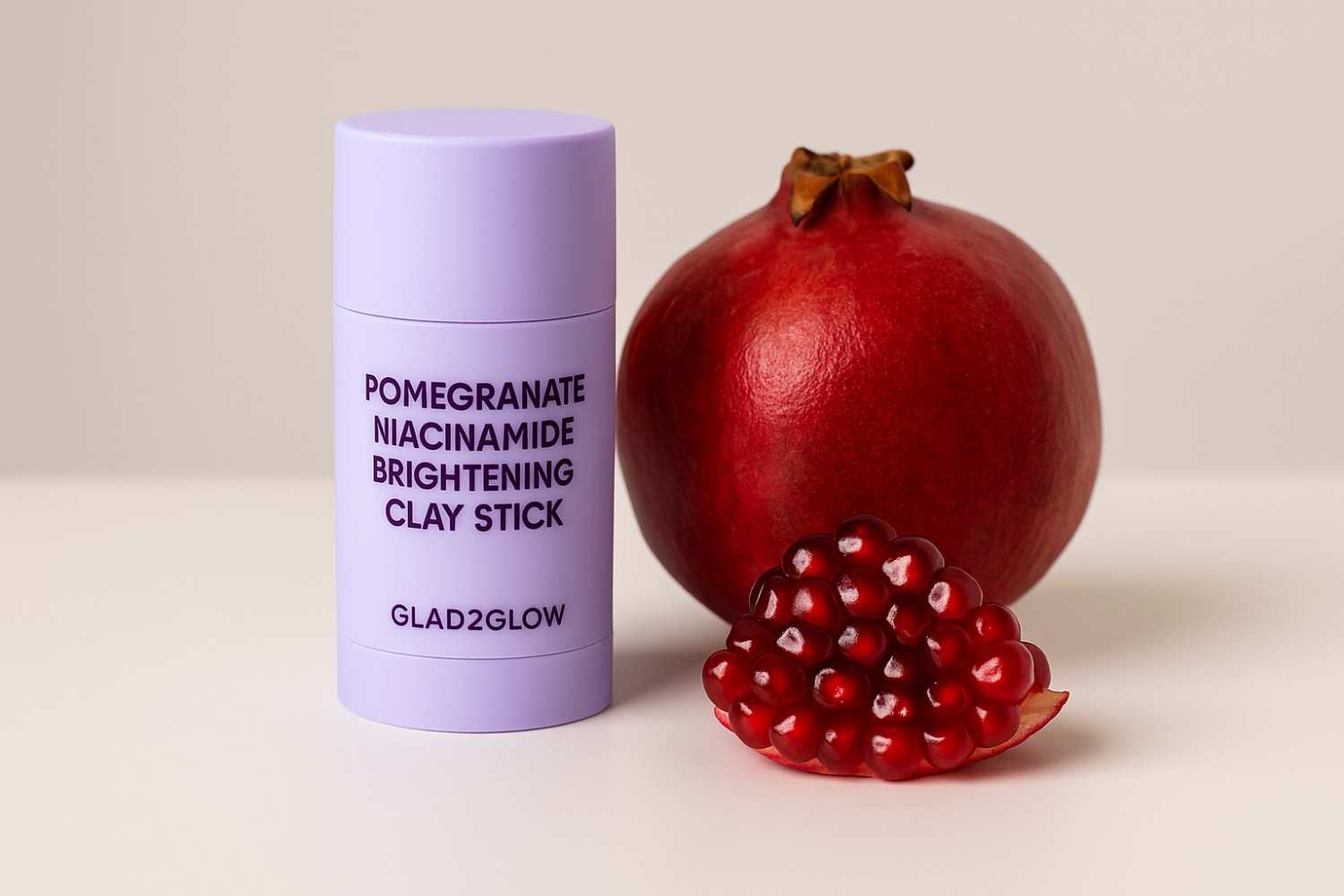Glad2Glow Pomegranate Niacinamide Brightening Clay Stick